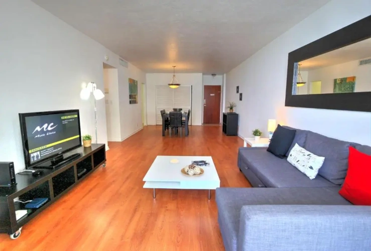 1 Bedroom Apartment with ocean view