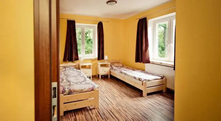 Hostel Szczelinka