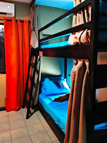Carlo'S Place