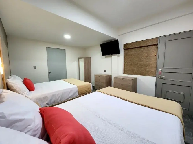 Standard Triple room