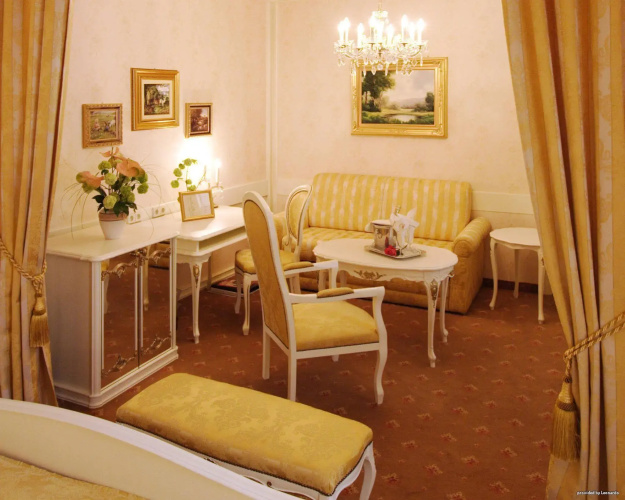 Schlosshotel Römischer Kaiser