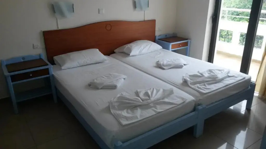 Mandy Suites