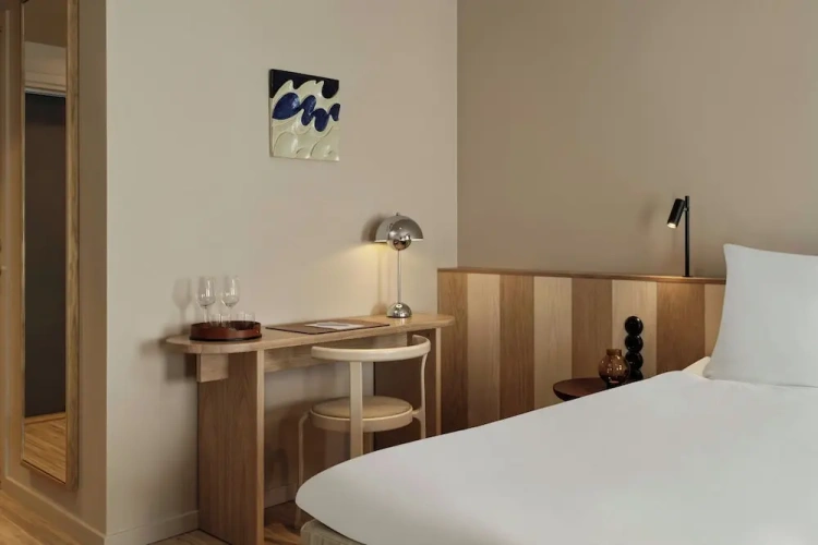 Standard Double room with courtyard view
