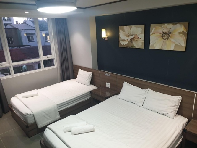 Standard Triple room