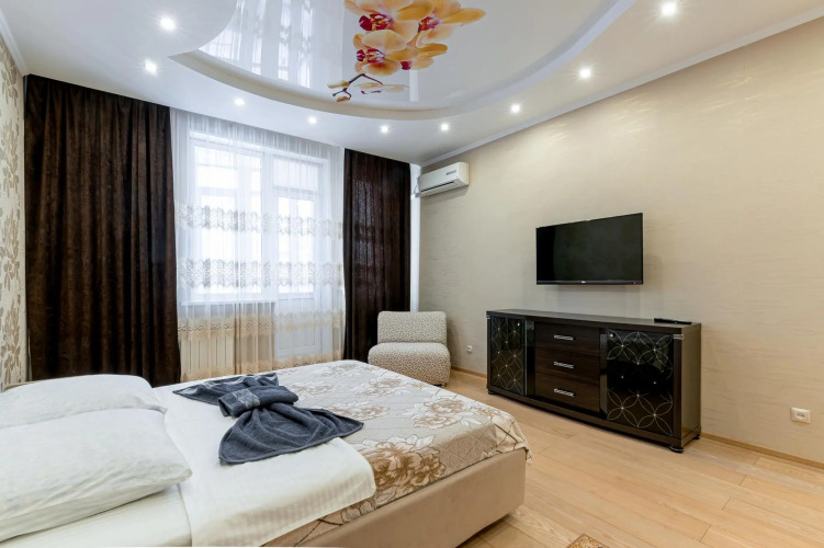 Фотография номера квартиры Bragin HILL (Брагин Хилл) на улице Нефтяников