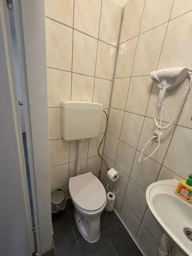 Modern 1BR Apt Close to Westbahnhof