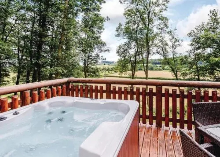 Penllwyn Lodges