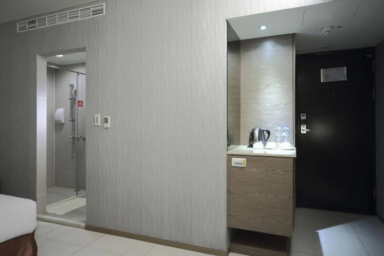 Nest Hotel
