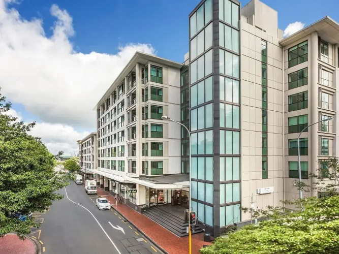 Viaduct's Big Balcony Breathtaking Views - Auckland