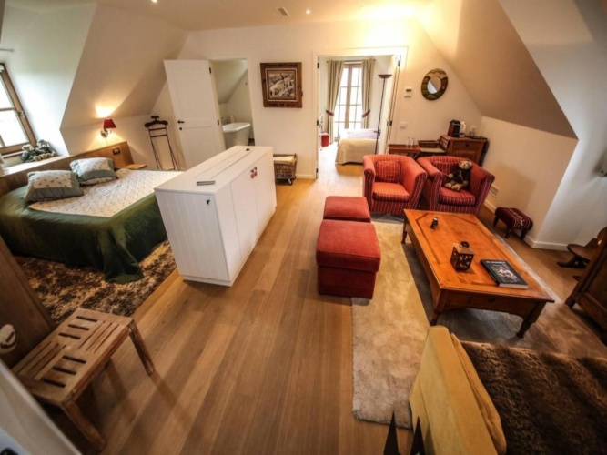 Suite with balcony