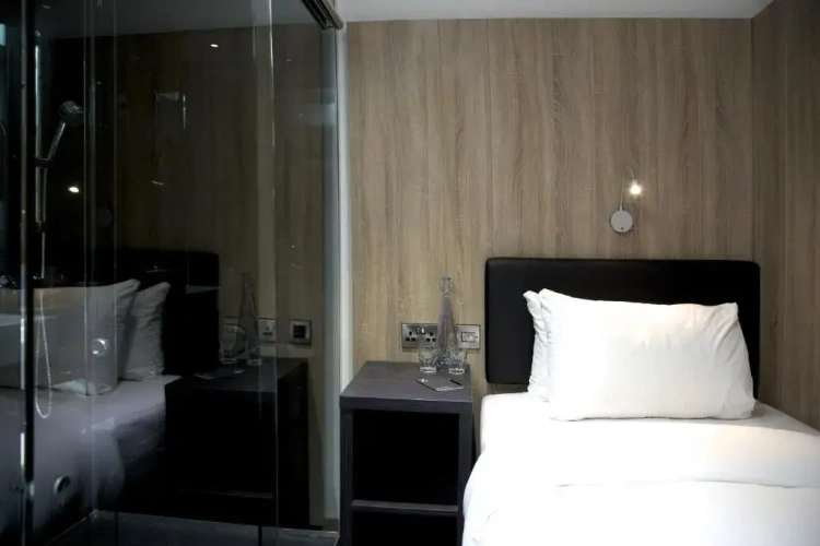 Z Single room