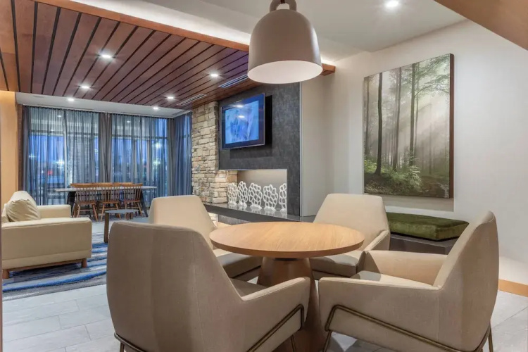 Fairfield Inn & Suites Franklin