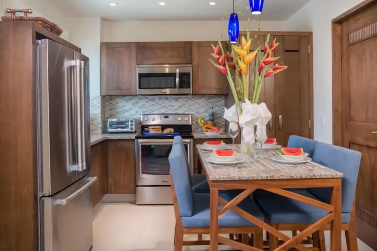 1 Bedroom Luxury Suite with balcony