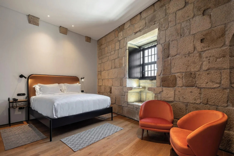 Exmo Hotel by Olivia