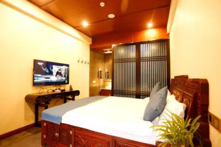 New Dragon Gate Guest House