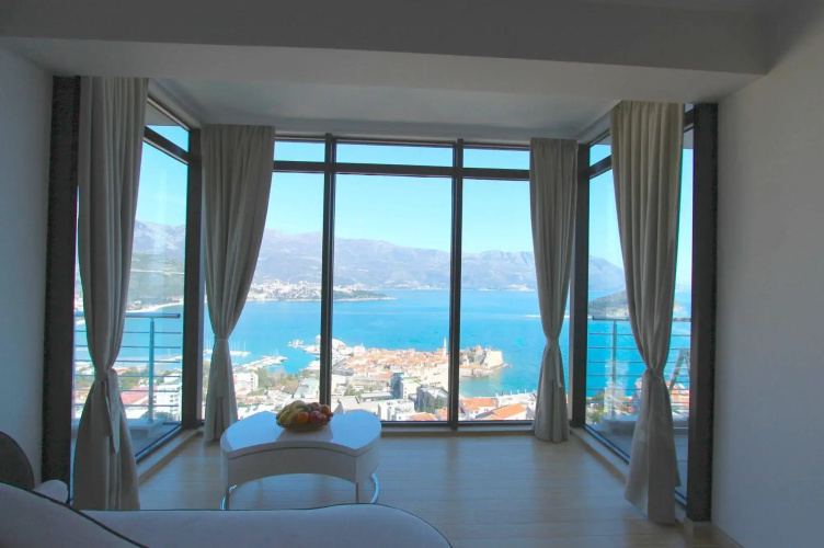 Apartments Aqua