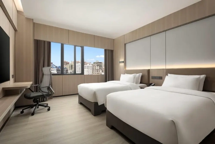 Deluxe Twin Suite