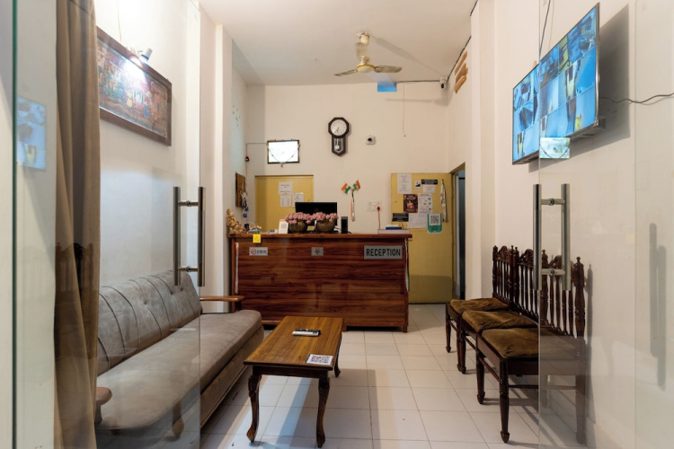 Varanasi Rest House