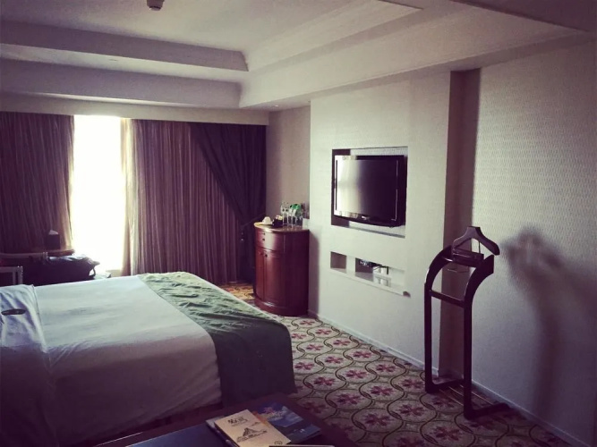 Star Lake Hotel