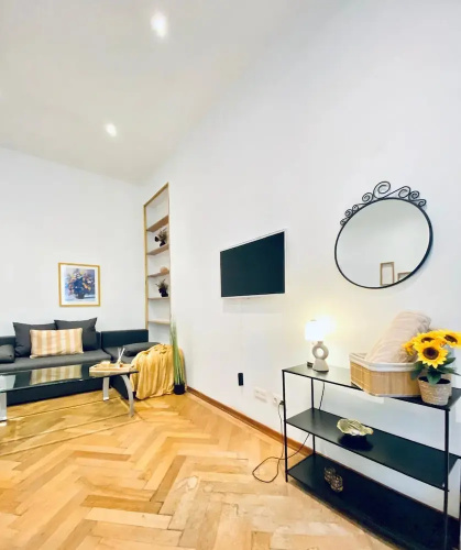 Bright and Spacious 2BR Flat Westbahnhof