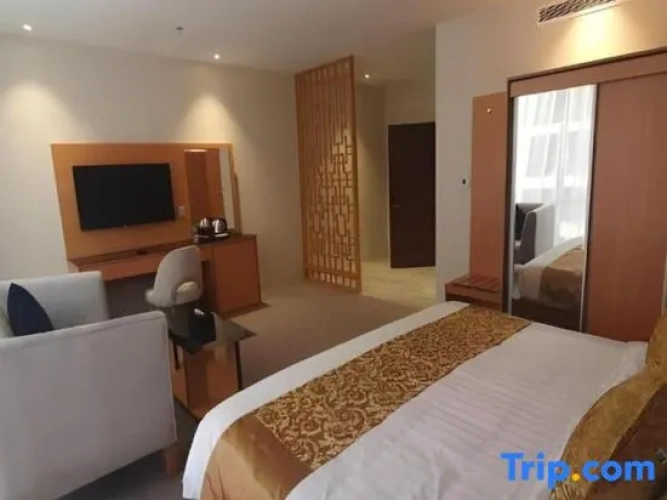 Deluxe Double Suite