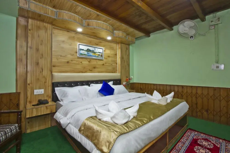 Hotel Vikrant