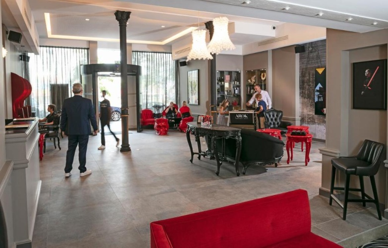 Arok Hotel photo 26