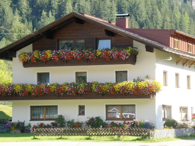 Sennhof Apartments