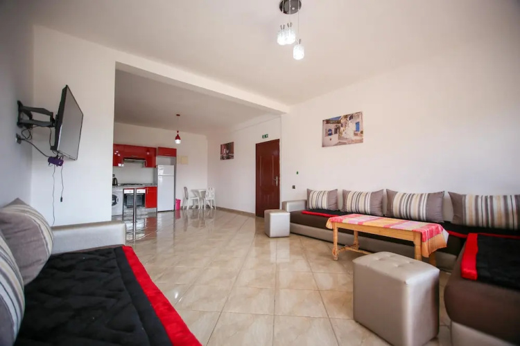 Luxurious 3 Bedroom Apartment