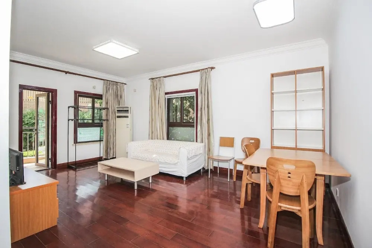Ellies Apartment Biyun Branch