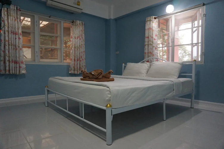 Parichart Place