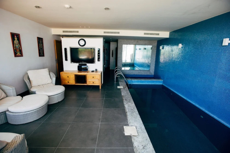 Alexis Wooden House
