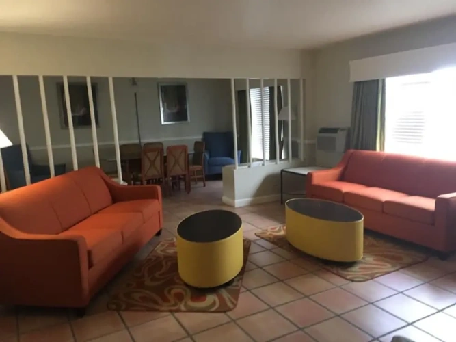 2 Bedrooms Suite