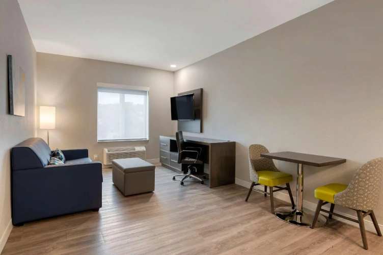 Double Suite