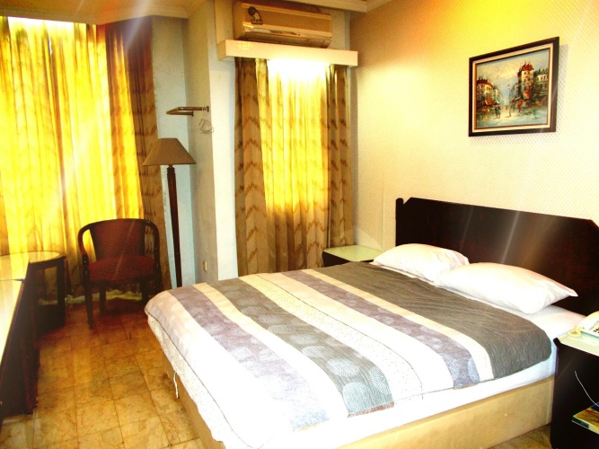Deluxe Single room