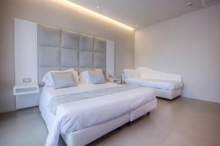 Standard Quadruple room with balcony