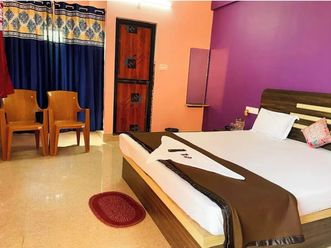 Hotel Aadhya Beach Resort Puri