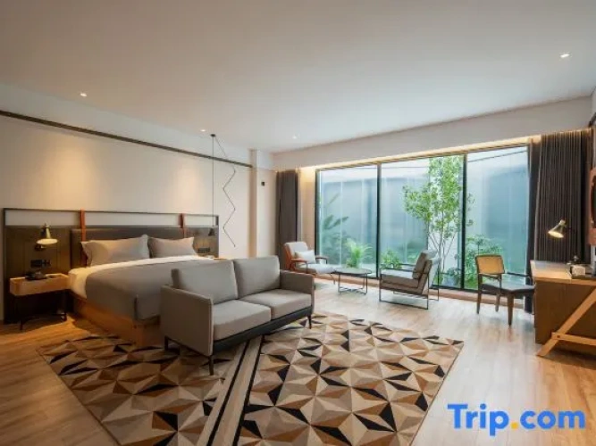 Double Suite