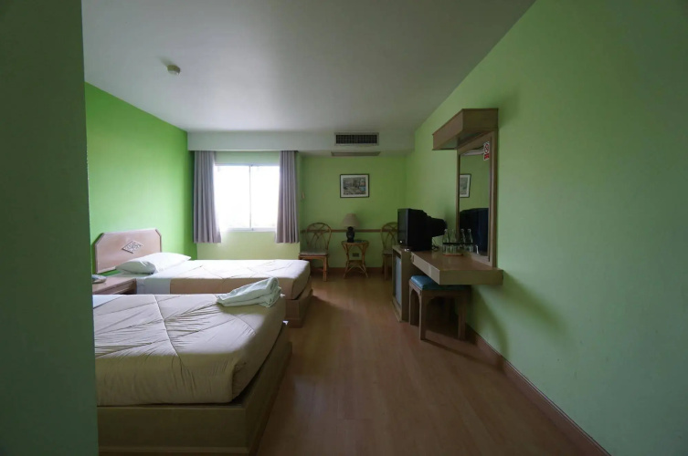 Green Palace Hotel