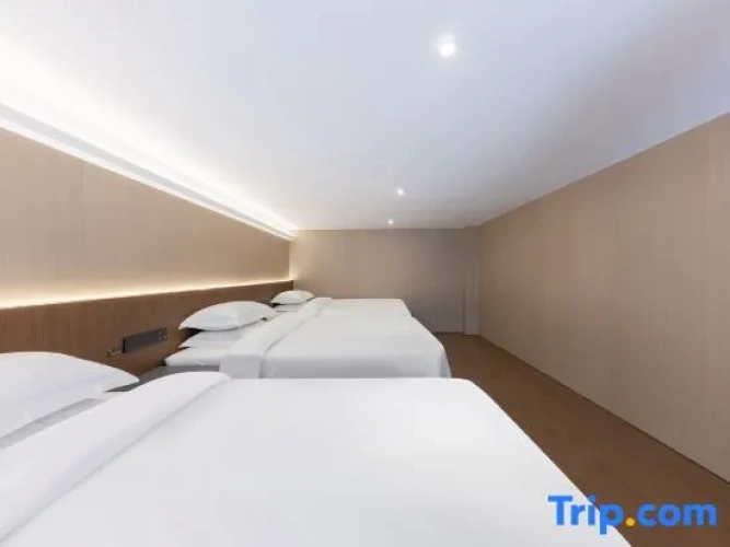 Deluxe Triple Apartment with river view