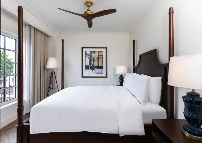 Luxury Double room with historic city view