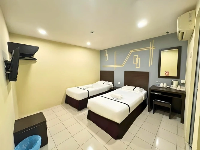 Standard Twin room