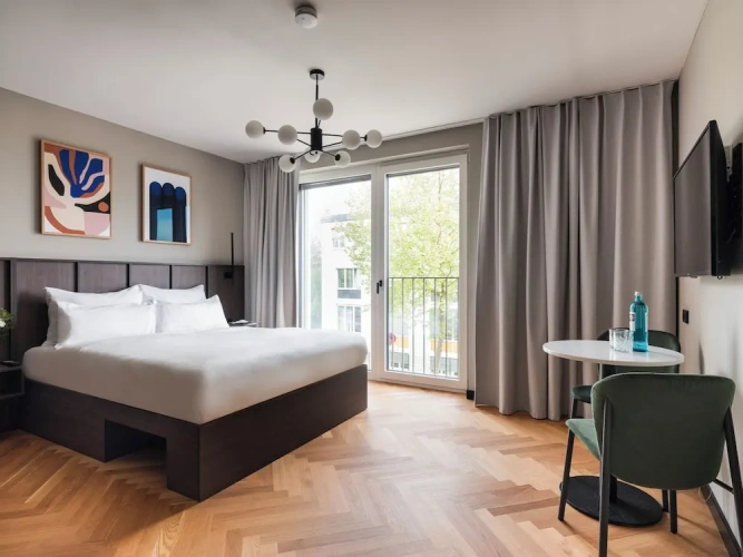 Standard Suite