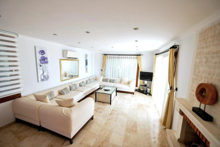 Villa Yakamoz