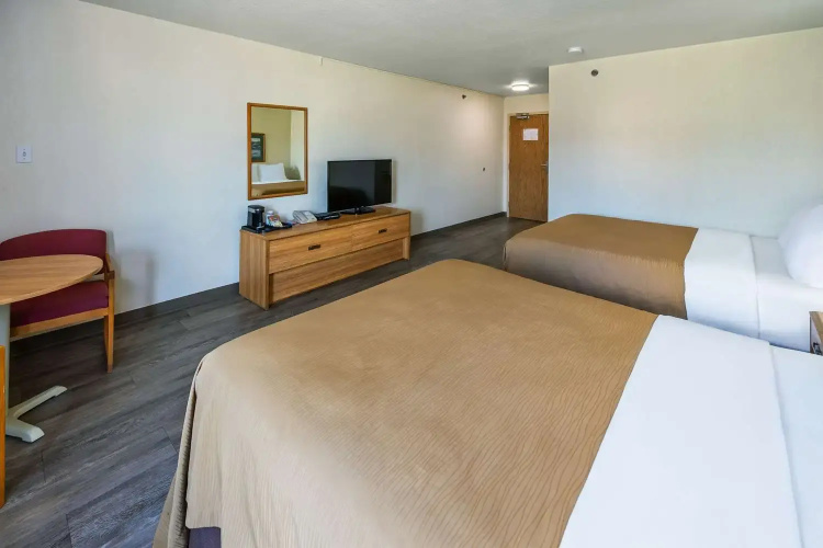 Rodeway Inn