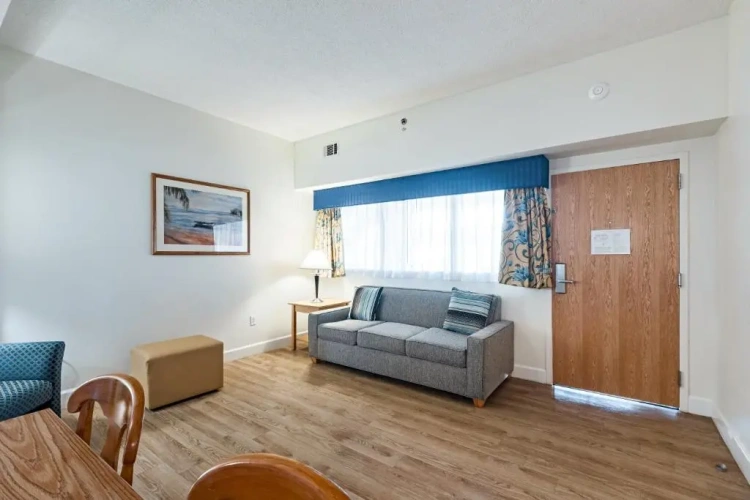 1 Bedroom Suite