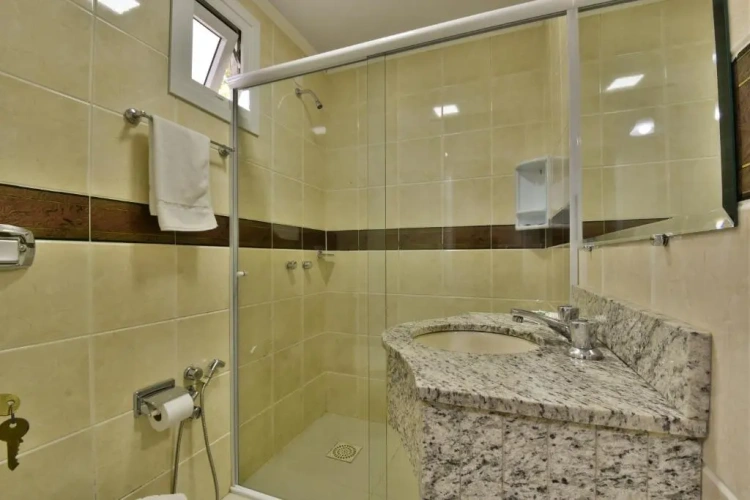 Standard Quintuple room