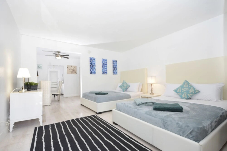 761 South Beach Apartments