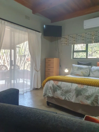 Comfort Double Studio with garden view