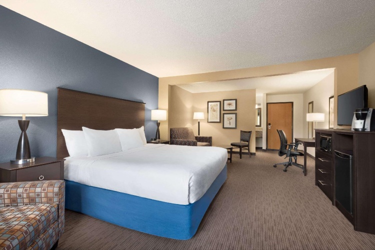 1 Bedroom Double Suite